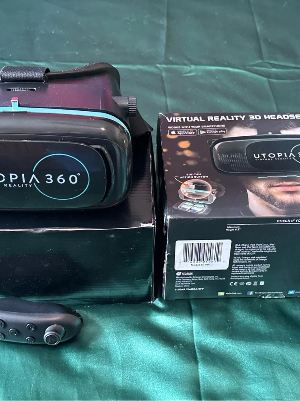 Utopia 360° Black VR Headset for Smartphones